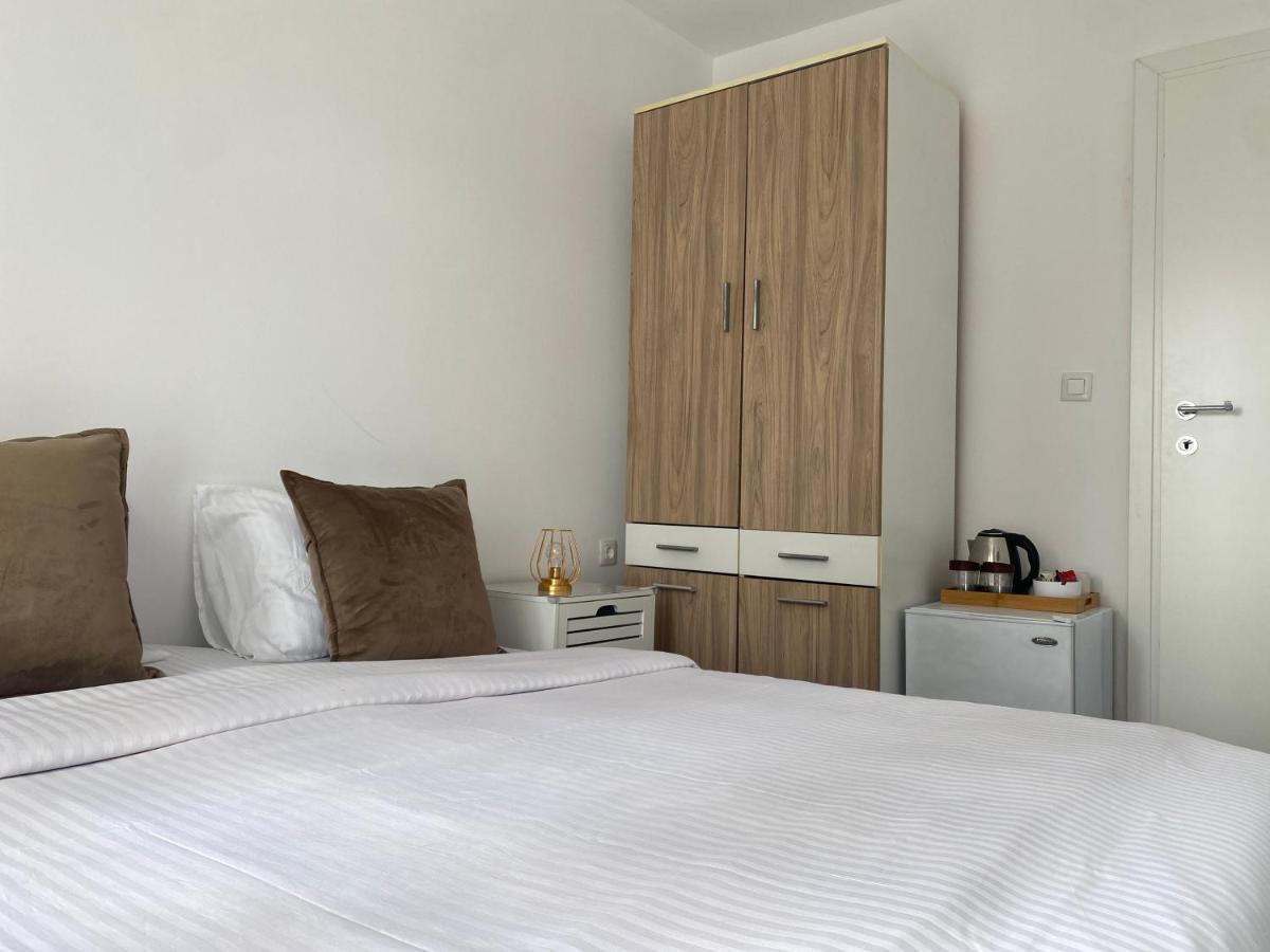 Veselinka Apartments & Rooms Budva Eksteriør bilde