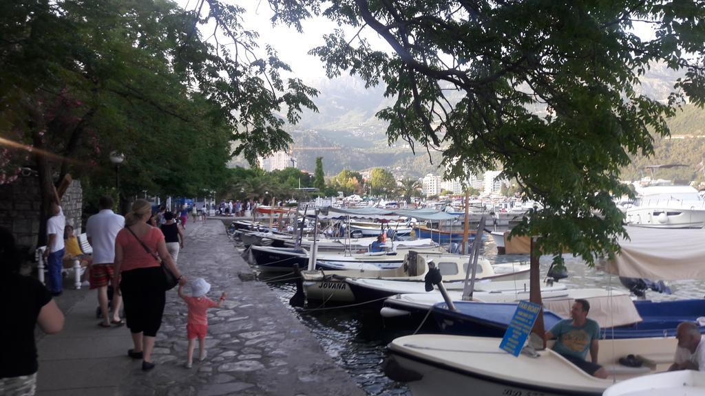 Veselinka Apartments & Rooms Budva Eksteriør bilde